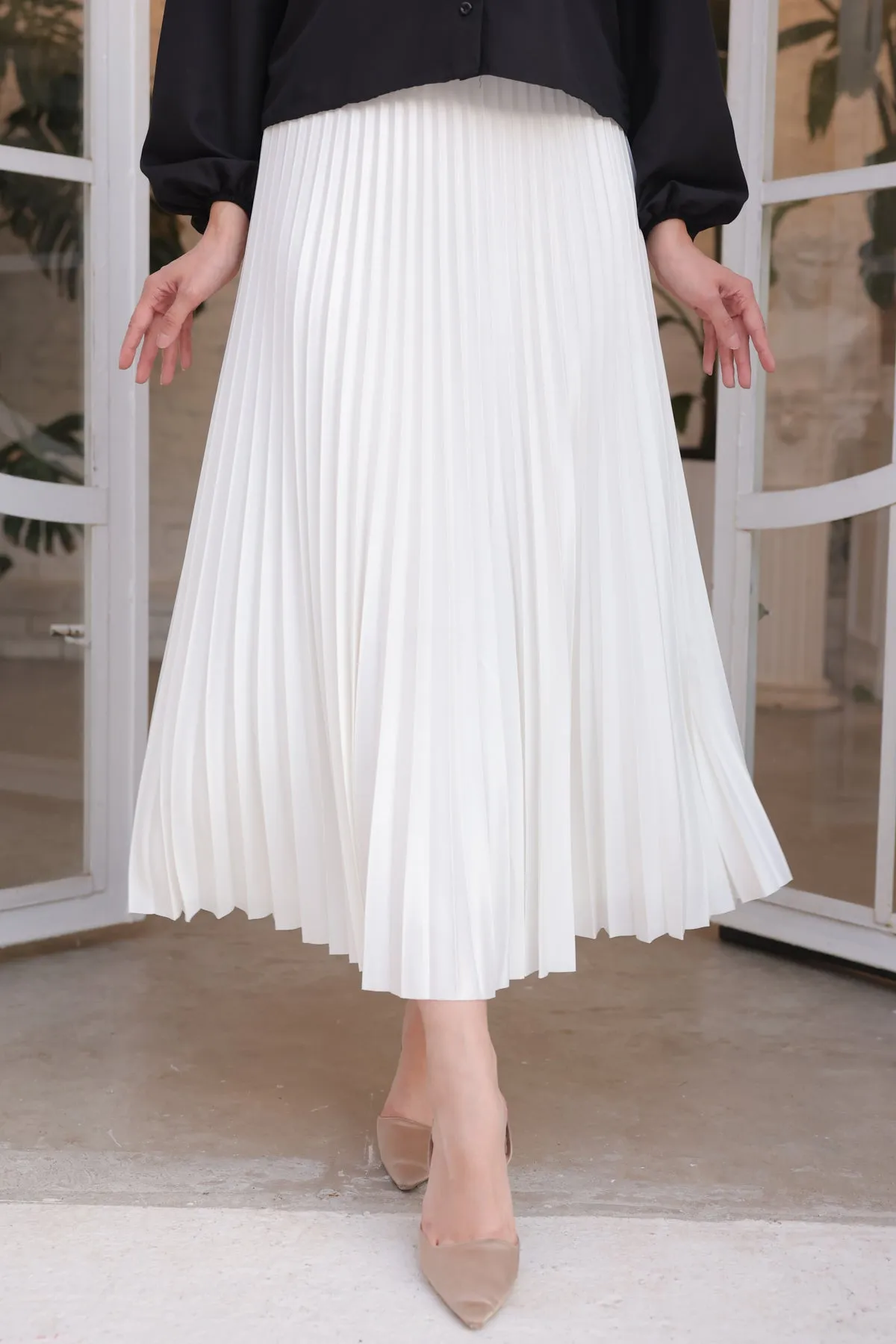 BNG Women Pleated Skirt Ecru - Clermont