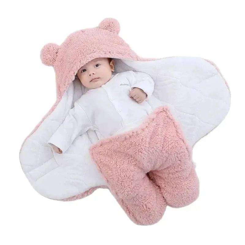 Cross border mother and baby products, newborn lamb plush blanket, baby cotton clip, autumn and winter thickened split leg sleeping bag, baby blanket