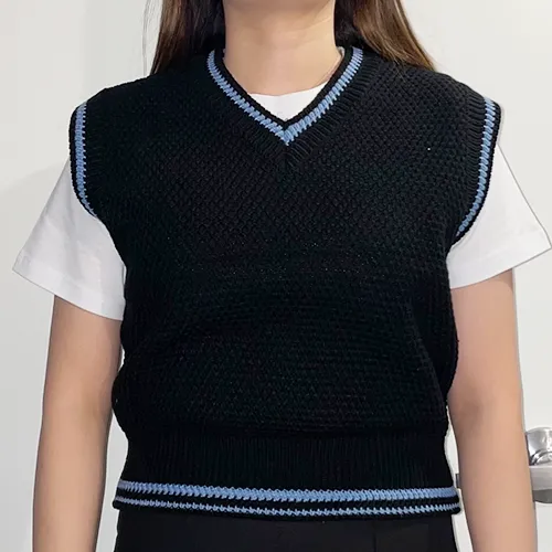 LOOSE FIT V-NECK VEST