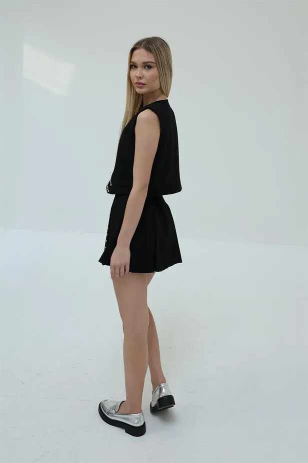RYN Pleated Skirt - Black - Pine Bluff